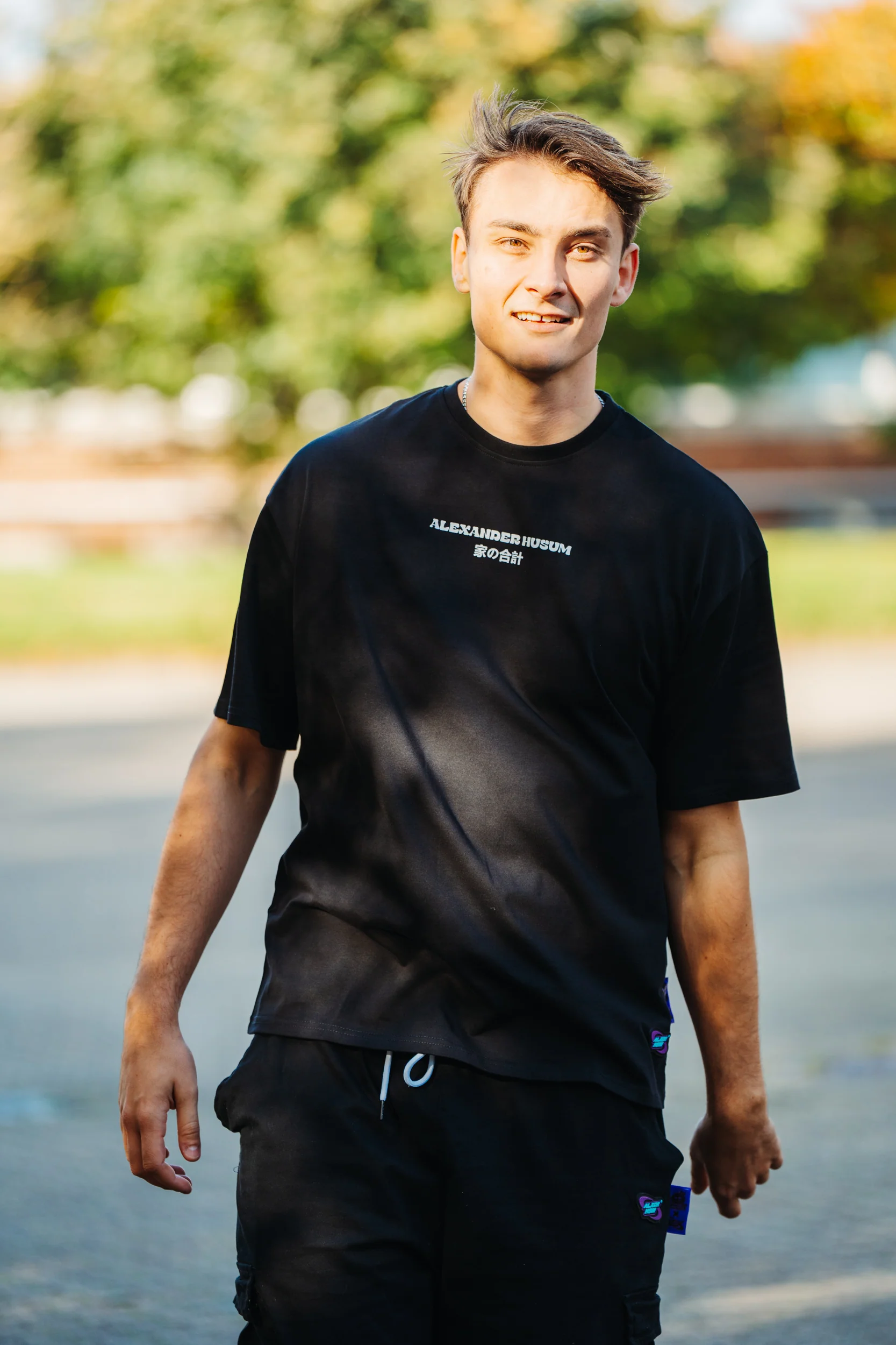 Alexander Husum - "Grid" T-Shirt - Image 4