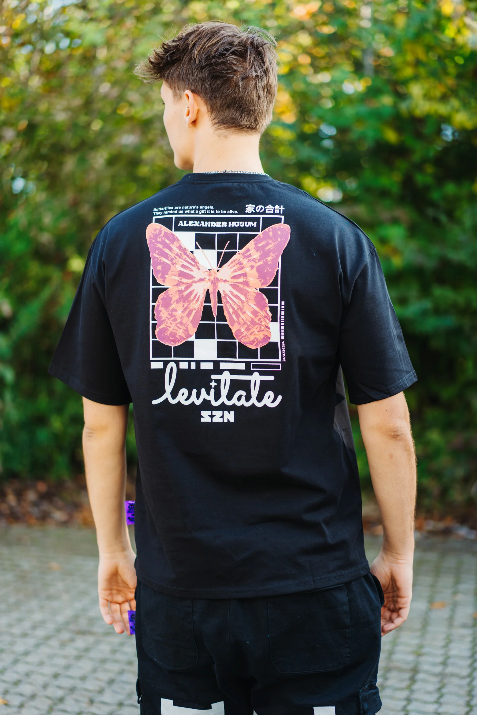 Alexander Husum - "Grid" T-Shirt - Image 5